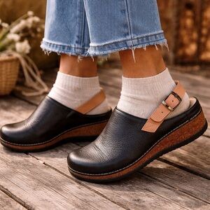 Dansko Merrin Black Leather Slingback Clogs Comfort Cork Sole Size 39 8.5 9 work